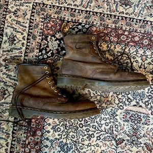 Dr. Martens Unisex 1460 Crazy Horse Leather Boots